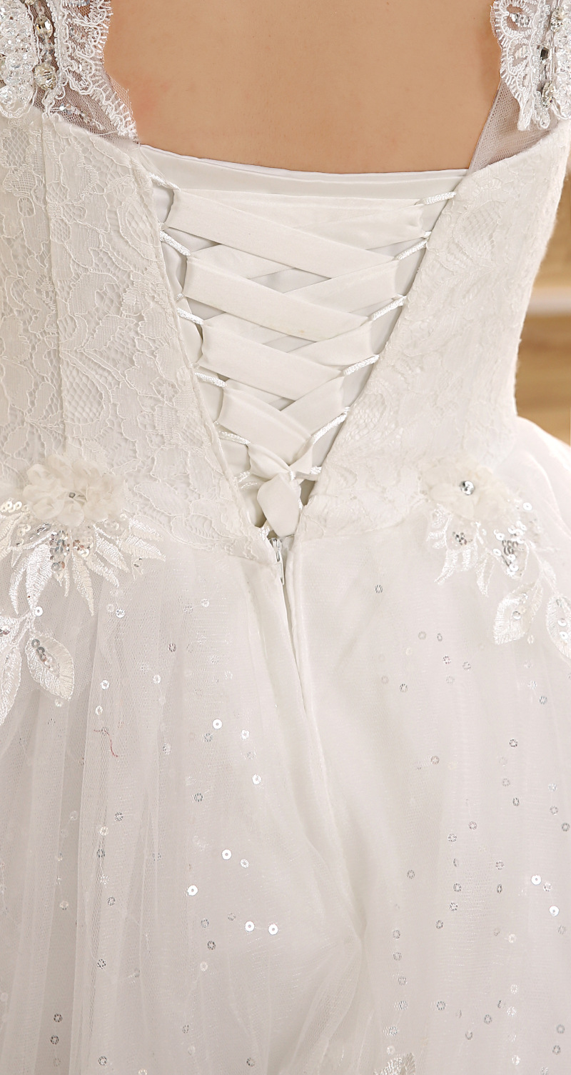 Lace luxurious formal dress trailing bride wedding dress