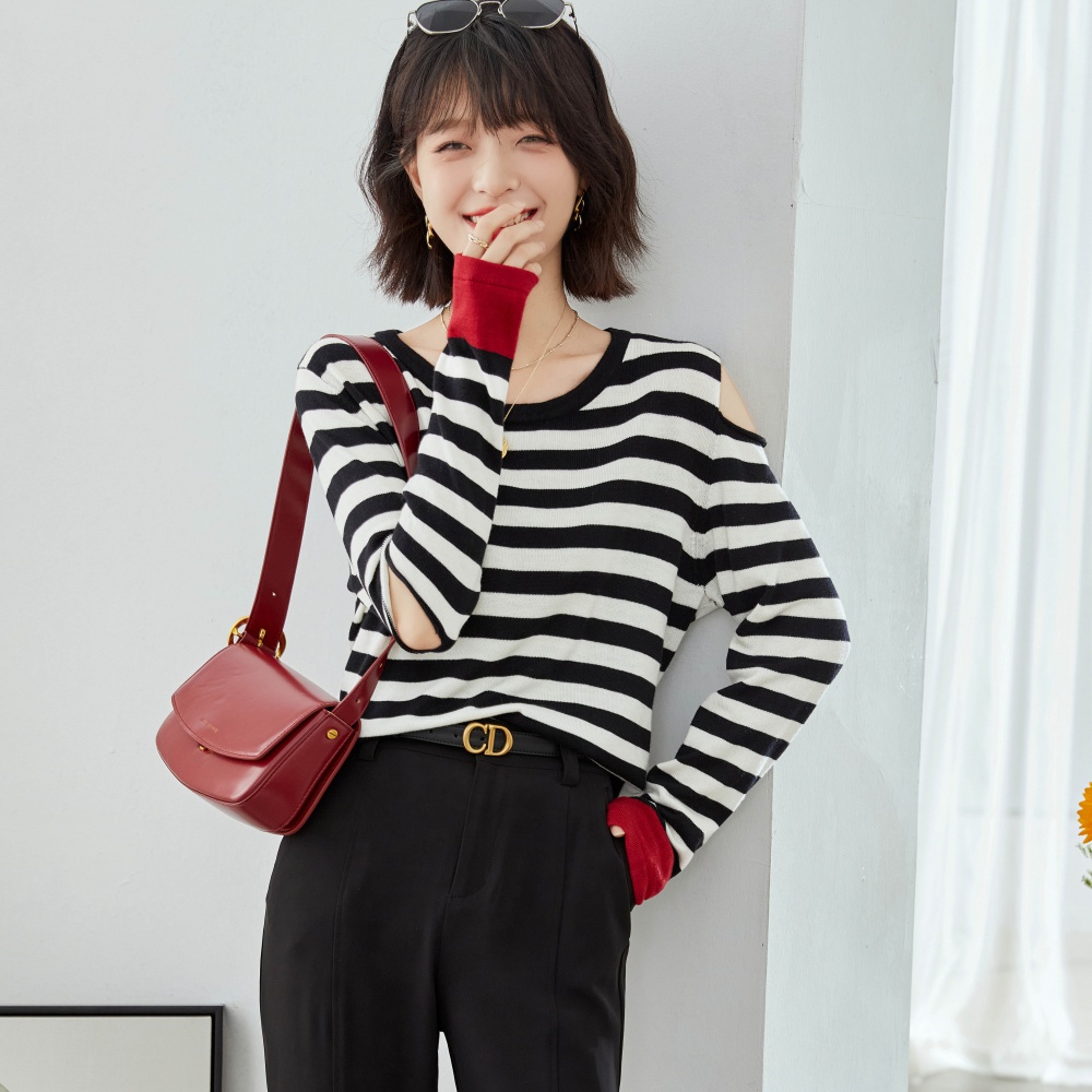 Strapless loose autumn sweater stripe holes bottoming shirt