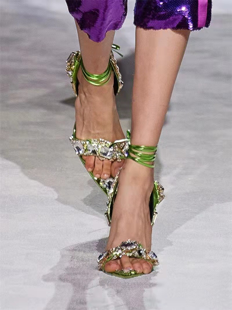 Fashion summer shoes large yard catwalk sandals for women
