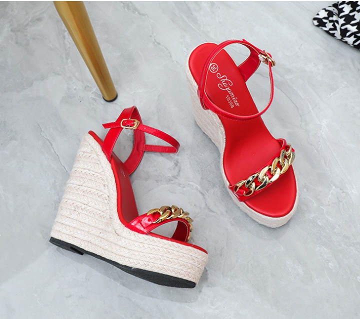 Fashion large yard sandals thick crust shoes for women