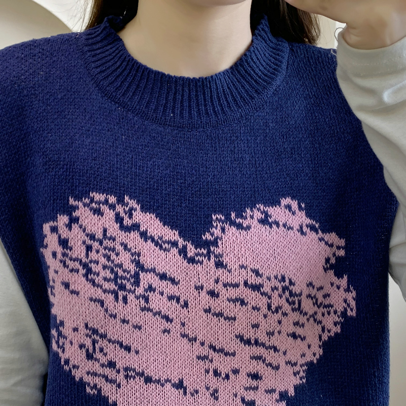 Autumn and winter waistcoat heart sweater for women