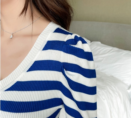 Long sleeve knitted package hip Korean style V-neck dress