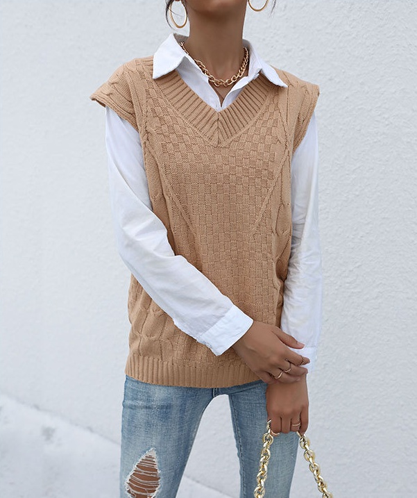 Knitted European style waistcoat twist sweater for women