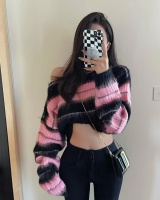 Loose autumn and winter navel sweater for women