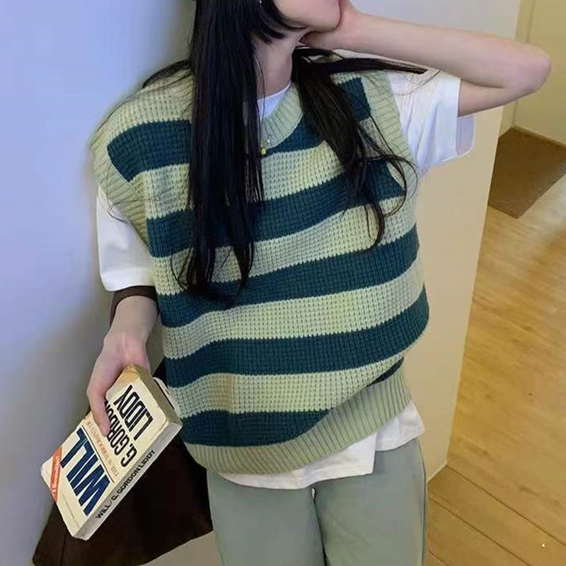 Thick stripe waistcoat sweater for women