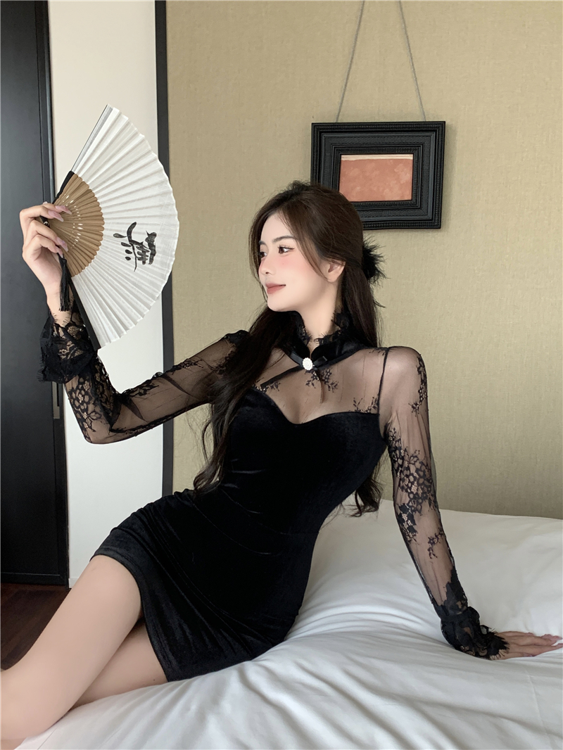 Sexy retro lace slim hollow bottoming dress