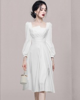 Long white temperament lantern sleeve dress for women