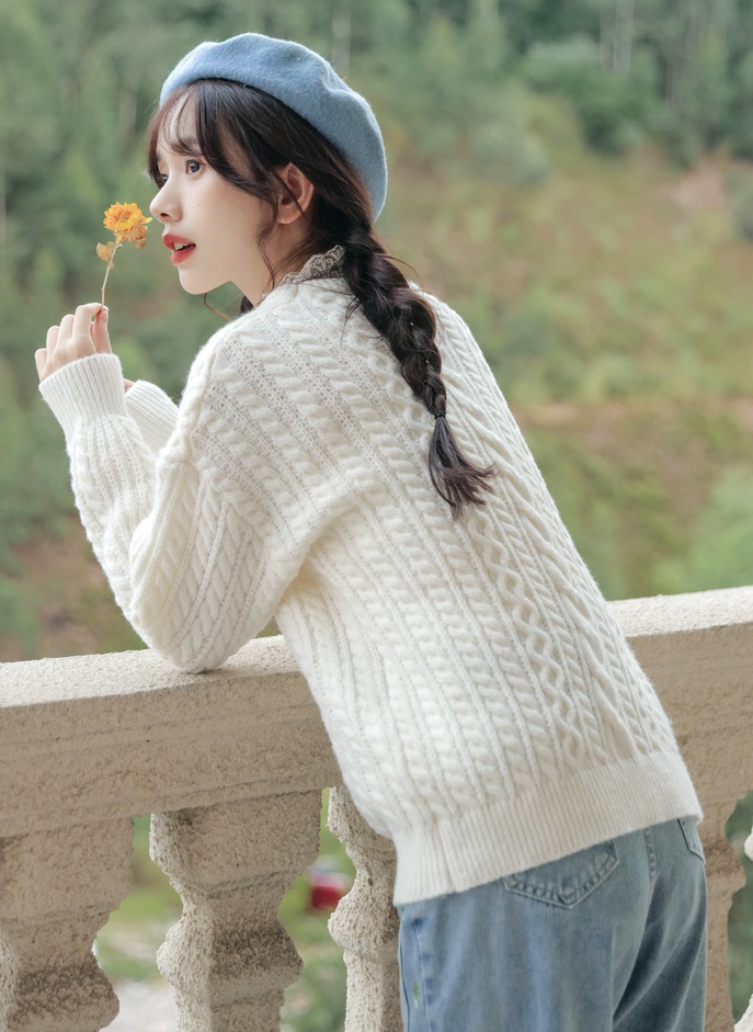 White wears outside twist tops autumn loose pullover sweater