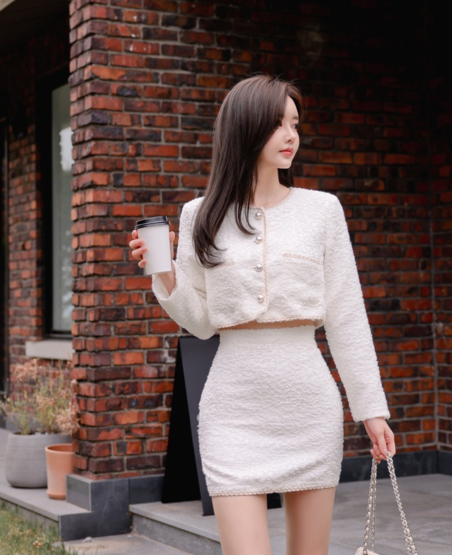 Fashion pearl tops knitted skirt 2pcs set for women