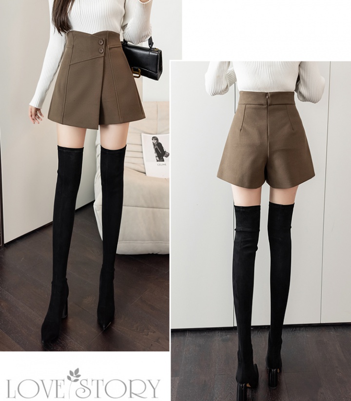 Wide leg woolen shorts wears outside casual pants for women