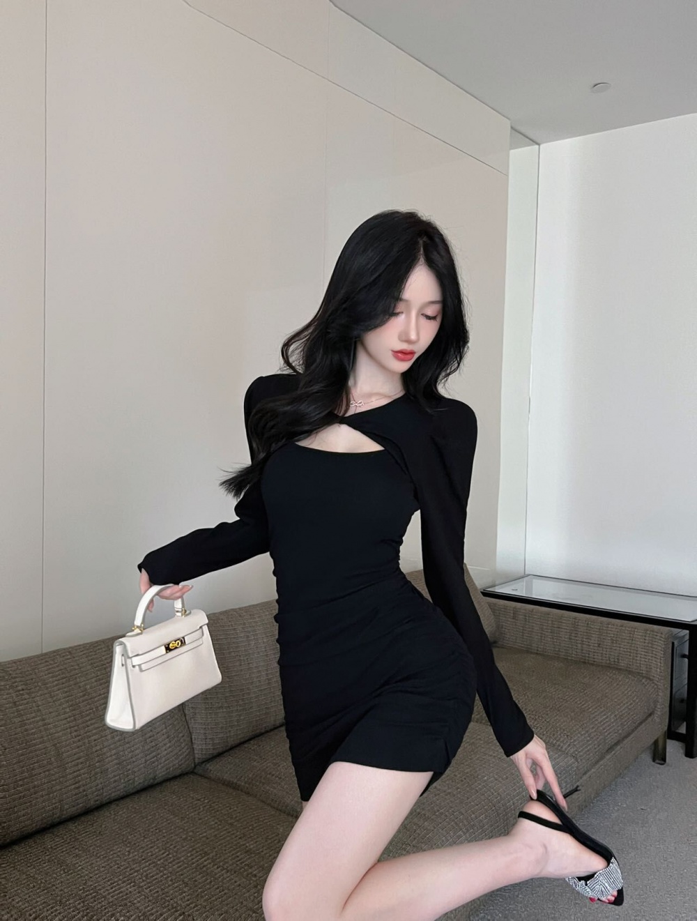 Low-cut fashion package hip hollow sexy slim dress