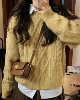 Twist loose retro sweater lazy spring and autumn coat