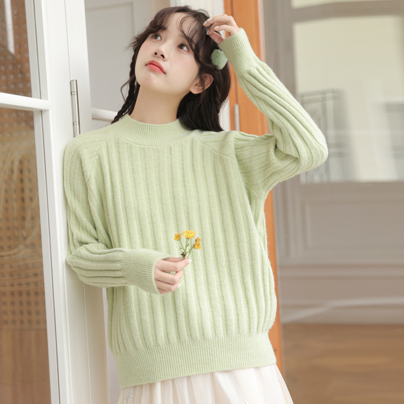 Autumn and winter round neck thick tender sweater for women