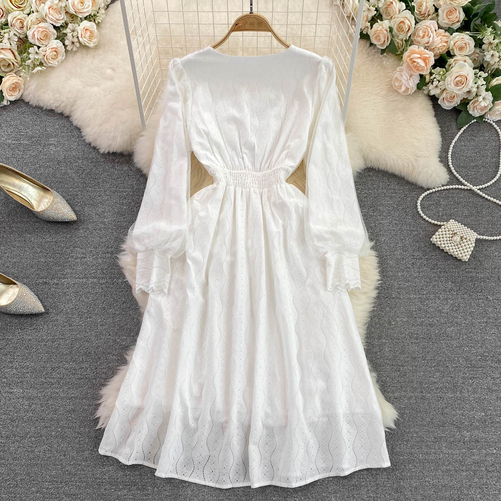 Ladies V-neck lace autumn tender beautiful dress for women