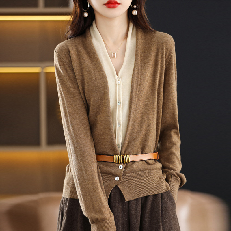 V-neck knitted sweater loose coat for women