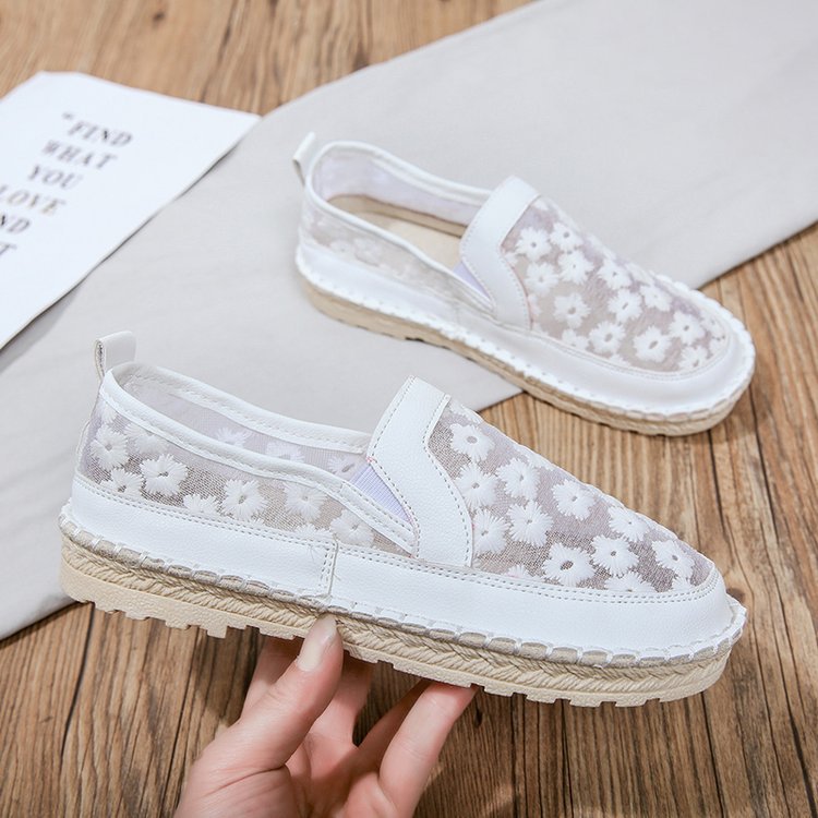 Korean style flattie weaving shoes for women