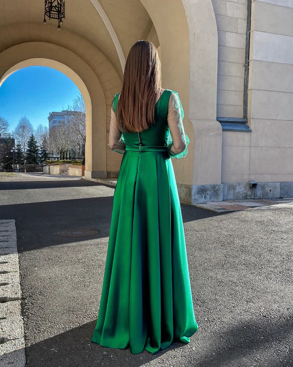 Long sleeve slim dress round neck European style formal dress