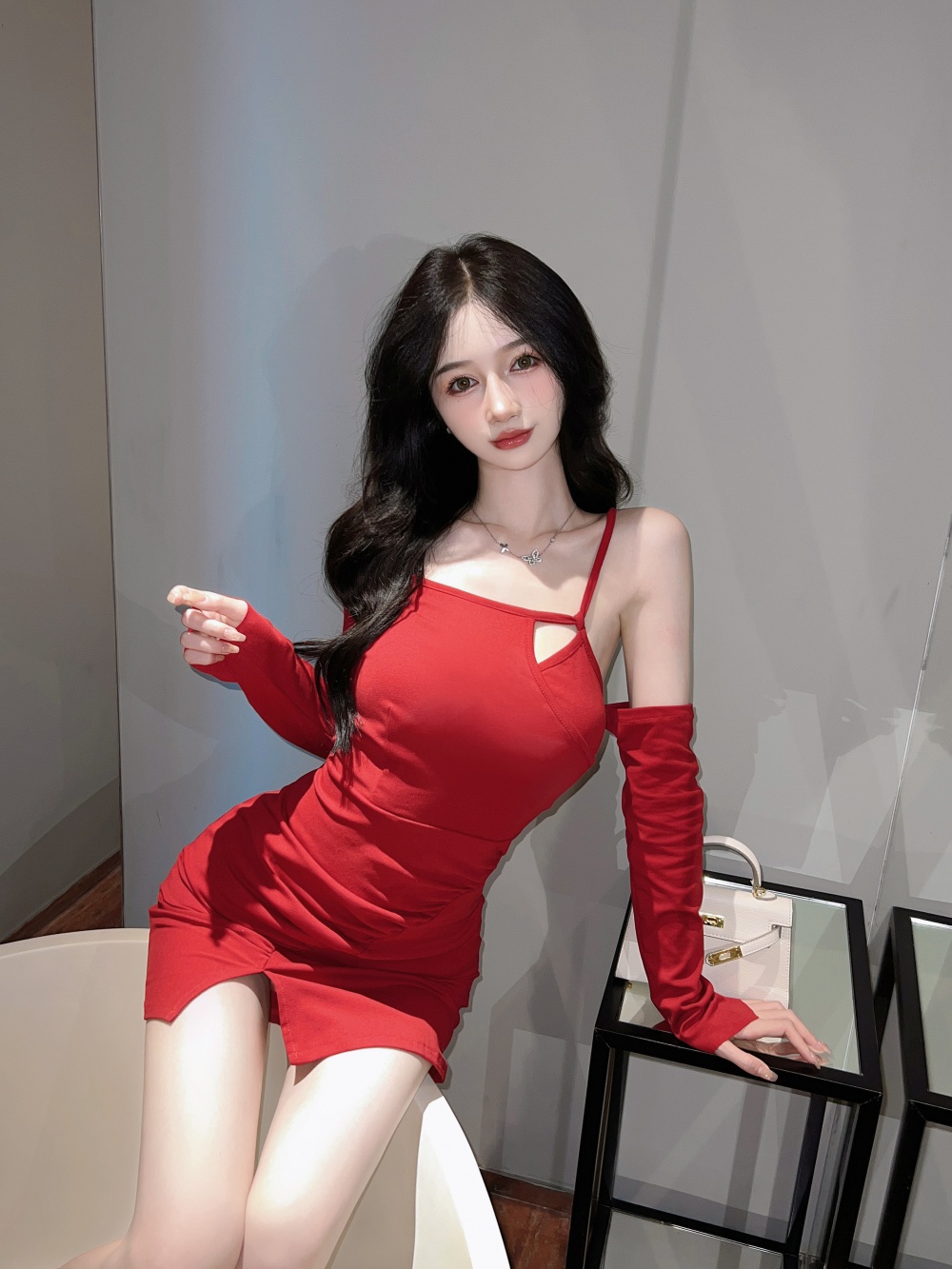 Low-cut sexy package hip tight irregular bottoming dress