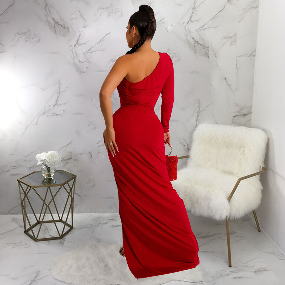 Long pure formal dress sloping shoulder dress for women