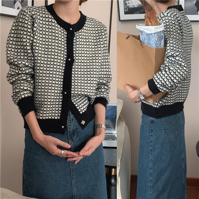 Korean style fashion and elegant cardigan flowers coat