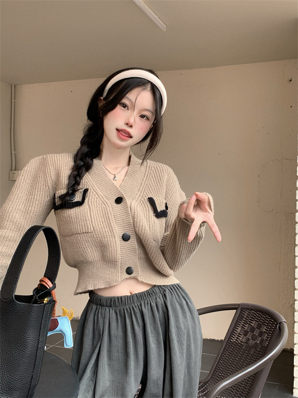 Mixed colors knitted coat short cardigan