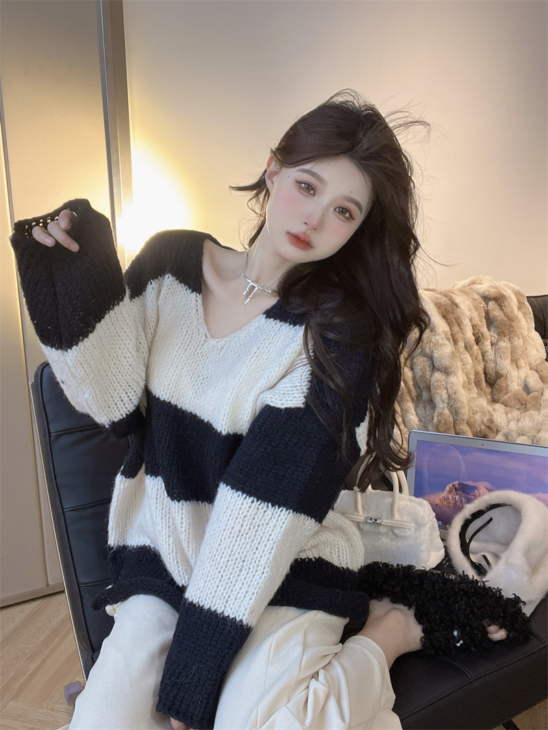 Long loose stripe long sleeve lazy autumn sweater