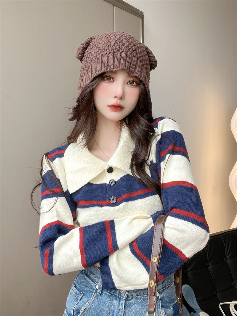 Retro college lazy autumn sweater