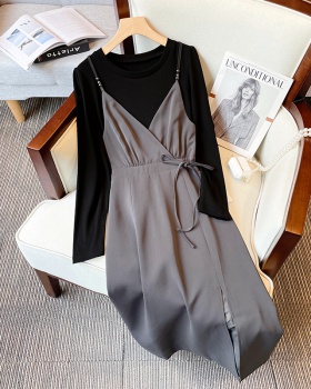Splice knitted round neck tops Pseudo-two pinched waist dress