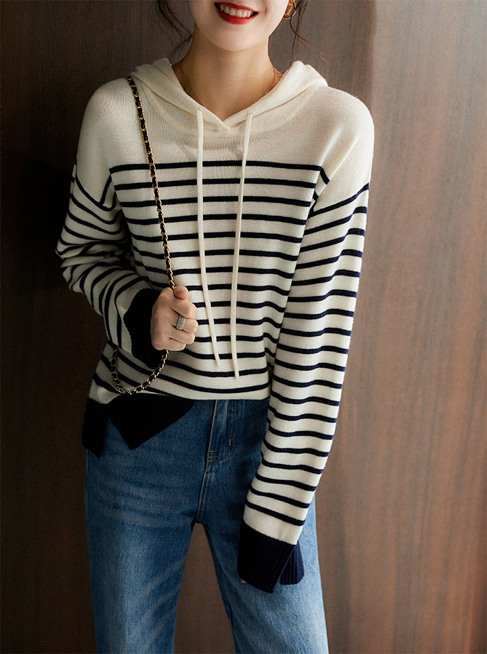 Hooded elegant stripe lazy cozy sweater