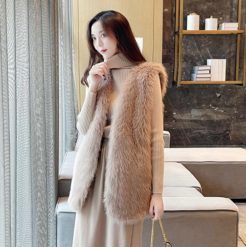 Imitation of raccoon fur vest long fur coat for women