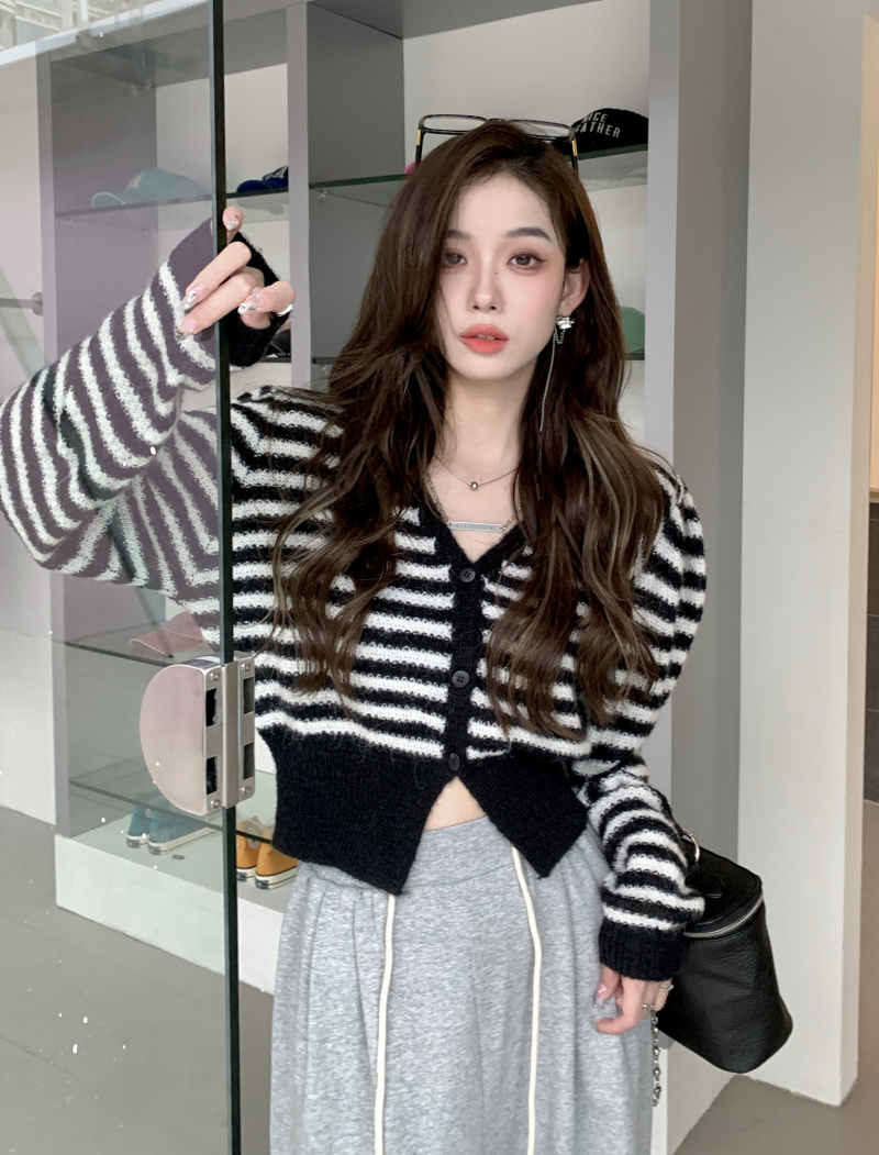 Stripe knitted sweater autumn tops
