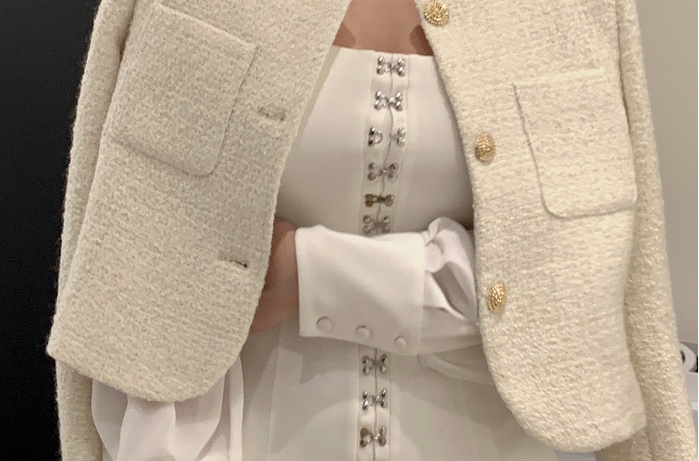 Fashion and elegant France style short coat for women