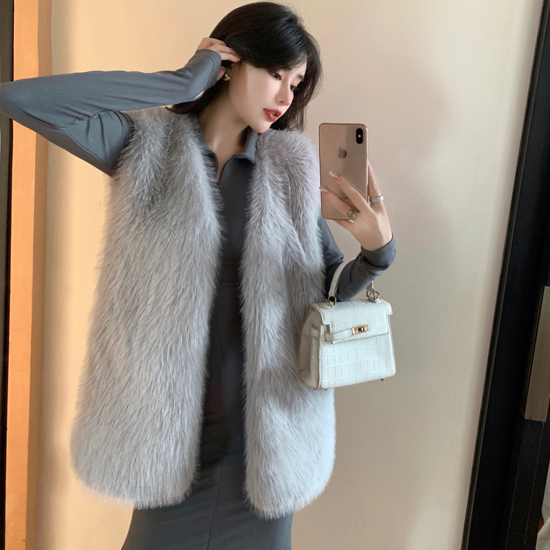 Fox fur imitation of raccoon fur waistcoat long vest for women