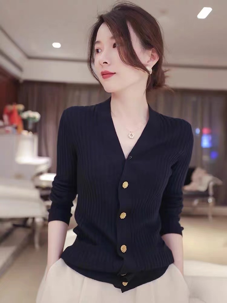 Long sleeve slim V-neck coat autumn thin cardigan for women