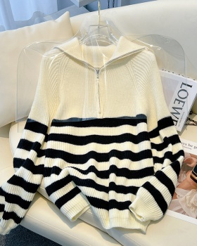 Loose fashion sweater zip tops for women