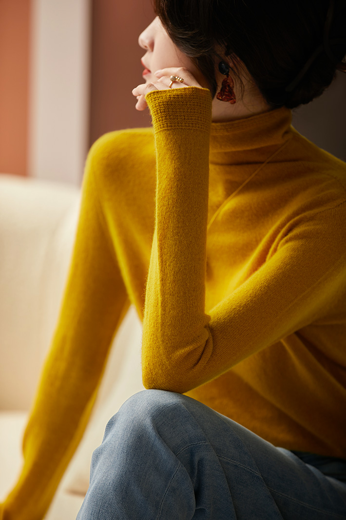 High collar slim autumn and winter seamless sweater