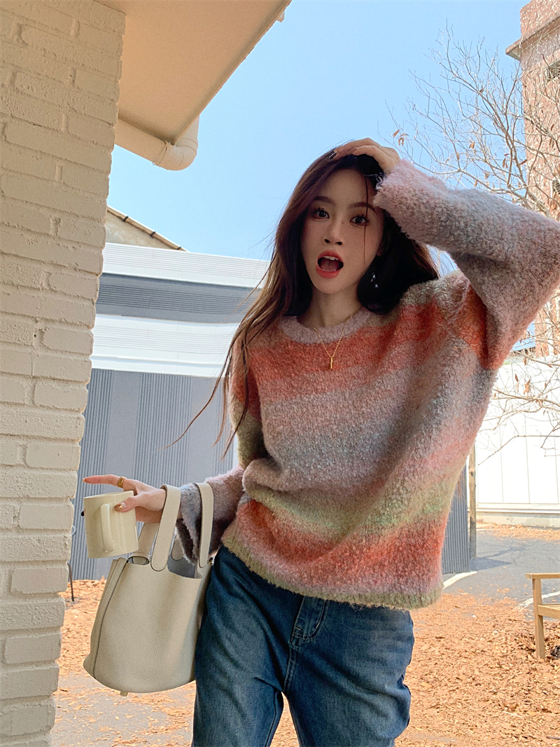 Pullover autumn and winter loose gradient sweater