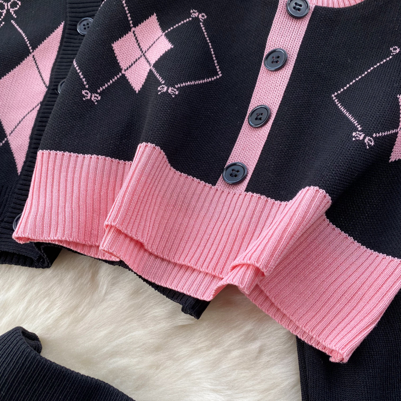 V-neck plaid short skirt loose halter vest 3pcs set for women