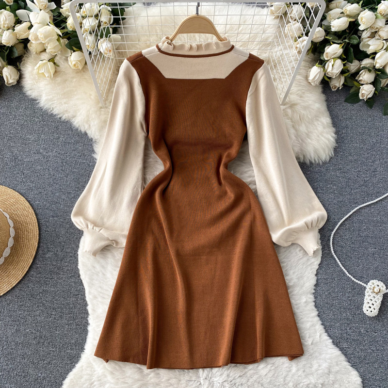 Knitted college style dress for women