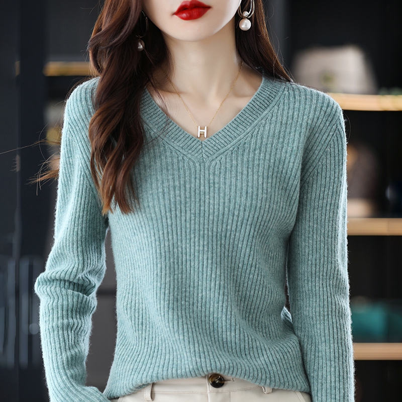 Slim thermal temperament V-neck short sweater for women