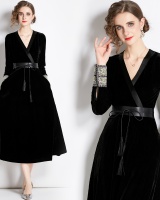 France style slim black V-neck velvet dress