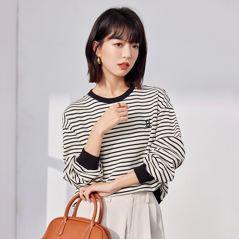 Pullover round neck loose tops retro stripe autumn hoodie