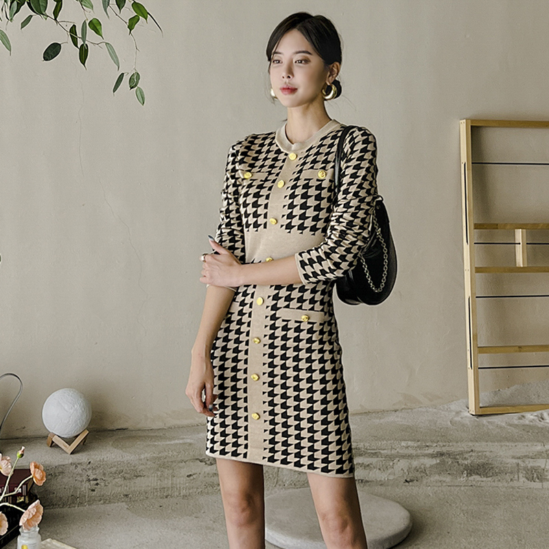 Houndstooth knitted temperament dress fashion bottoming sweater