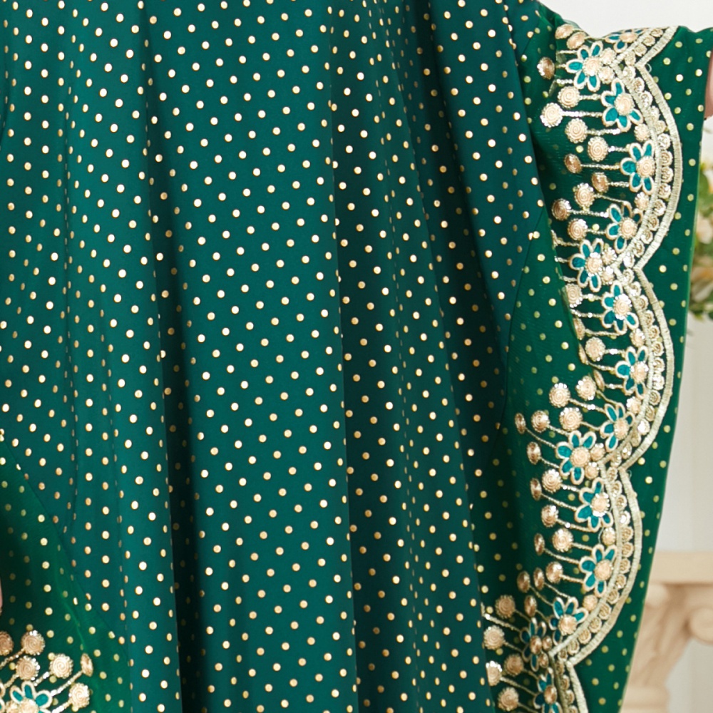 Polka dot loose green bat sleeve lace dress