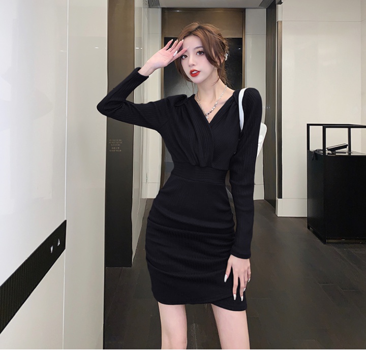 Bottoming sexy fold slim thick V-neck package hip dress