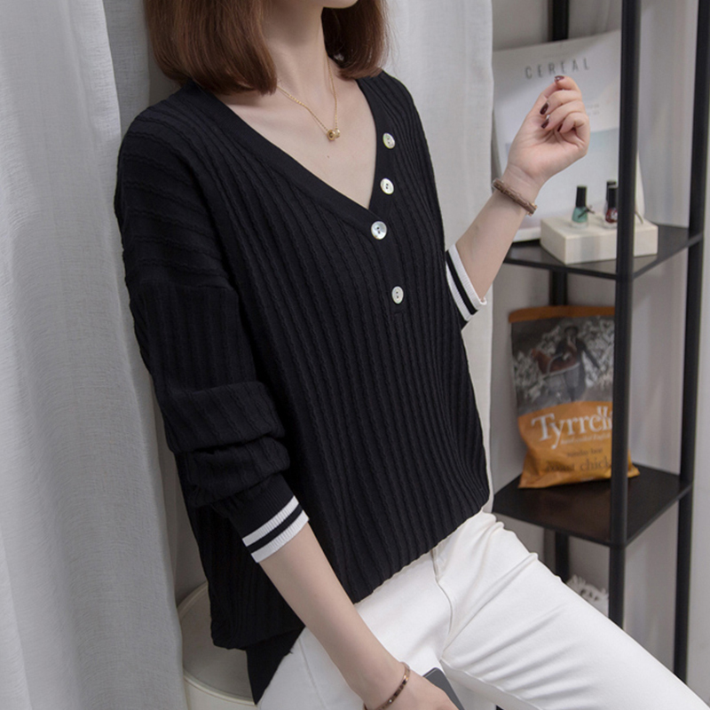 Western style V-neck tops slim knitted bottoming shirt