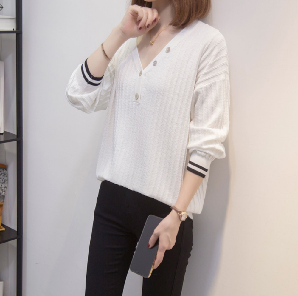 Western style V-neck tops slim knitted bottoming shirt