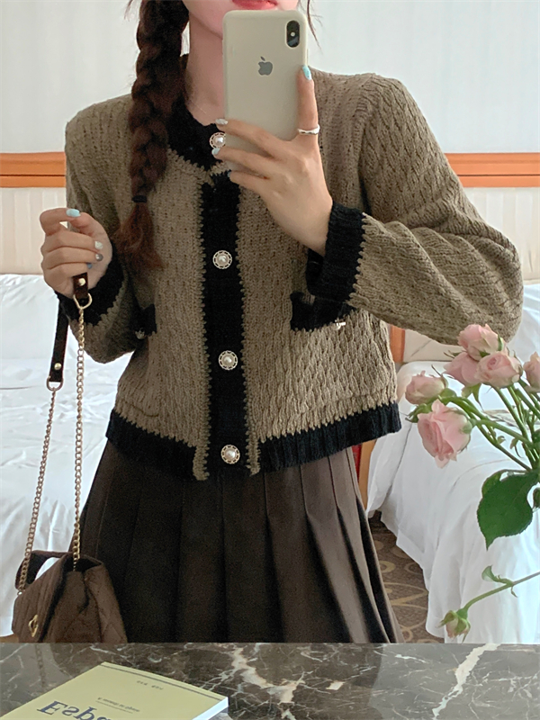 Autumn and winter cardigan knitted sweater for women