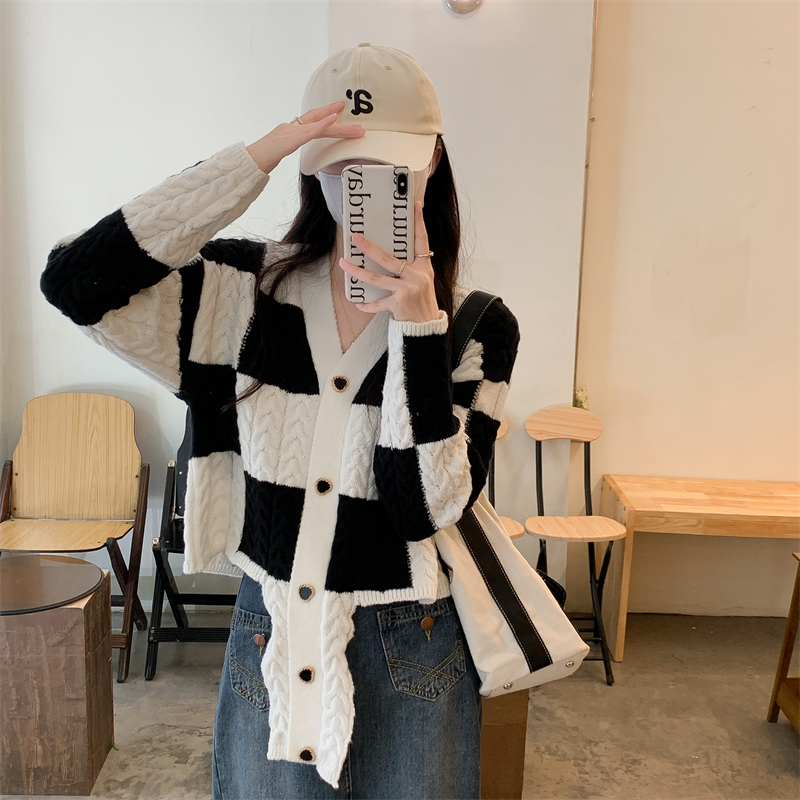 Loose fashion cardigan V-neck autumn and winter sweater