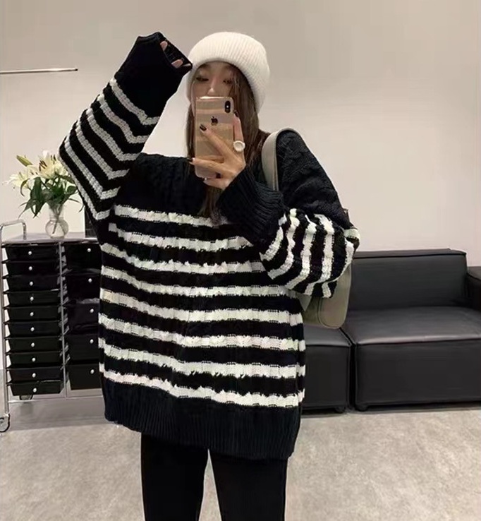 Thick autumn and winter sweater knitted loose coat for women